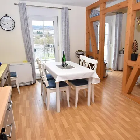 Moselblick Apartment *